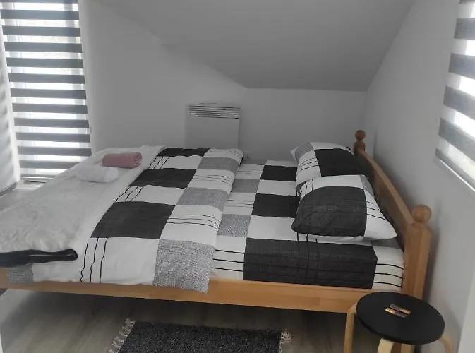 Prenociste Ljiljana 2